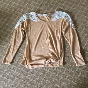 yellow Maurice’s shirt